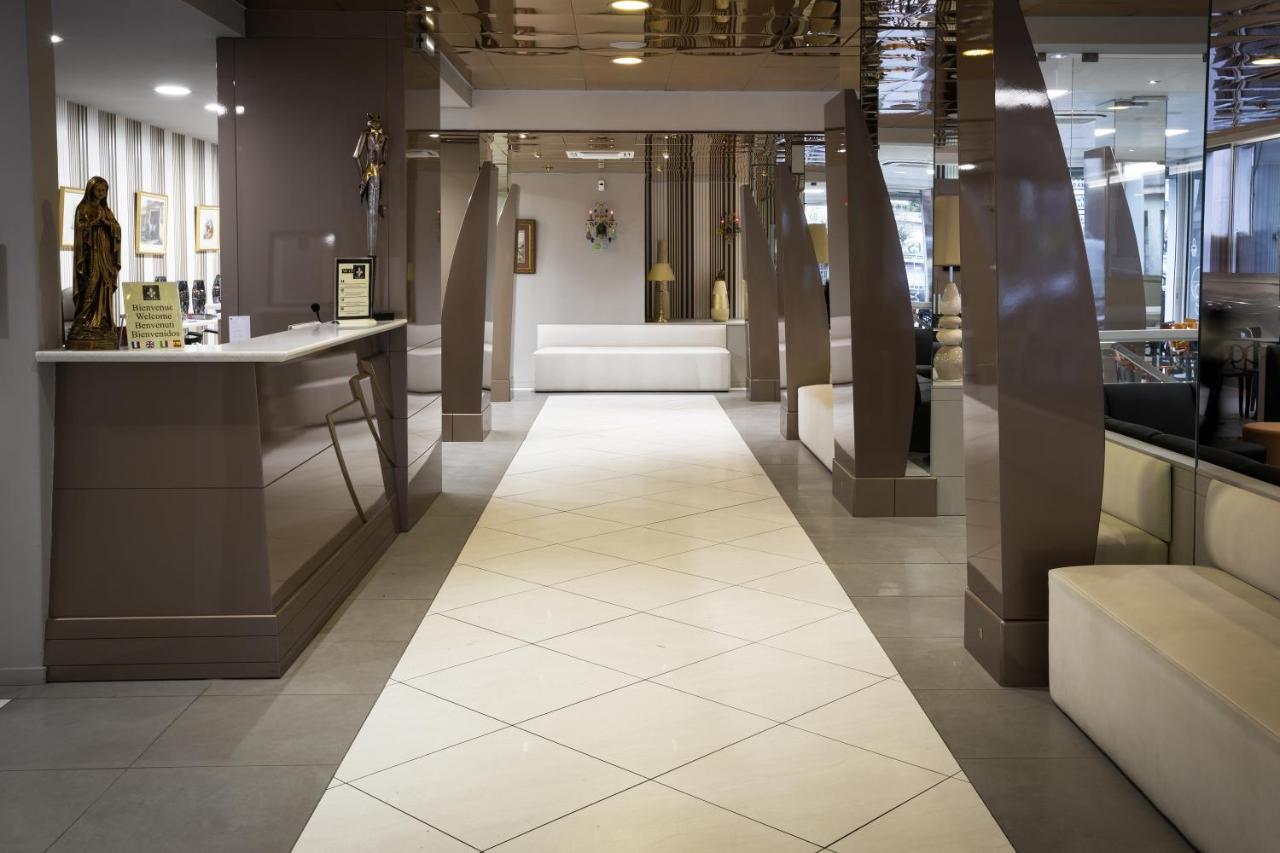 Hotel Lys De Marie Lourdes Exterior photo